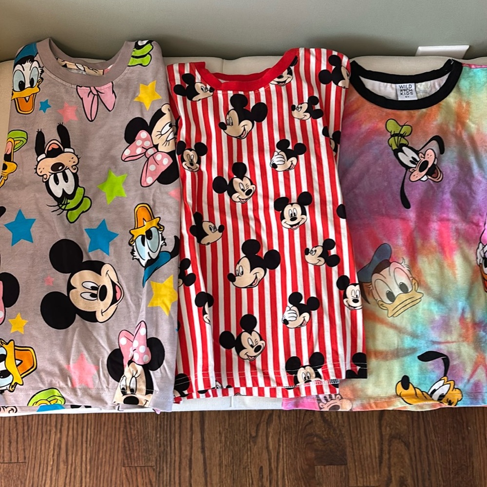 Wild rich kids r-shirt bundle (size 6)